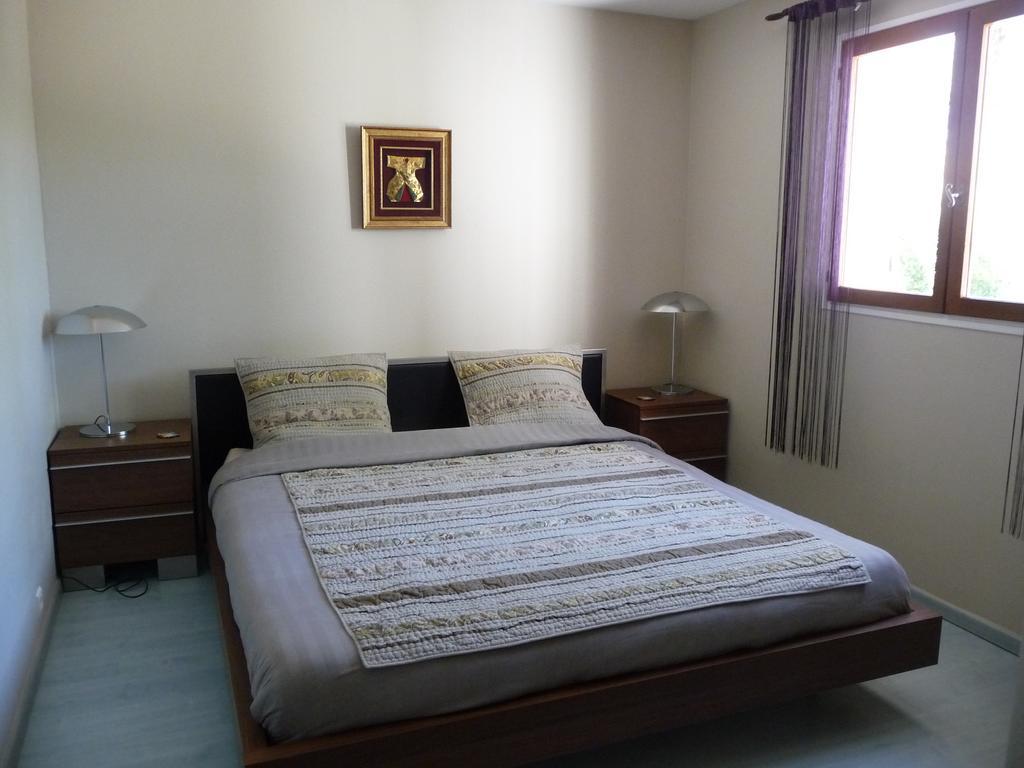 Villa Des Pies Файенс Екстериор снимка